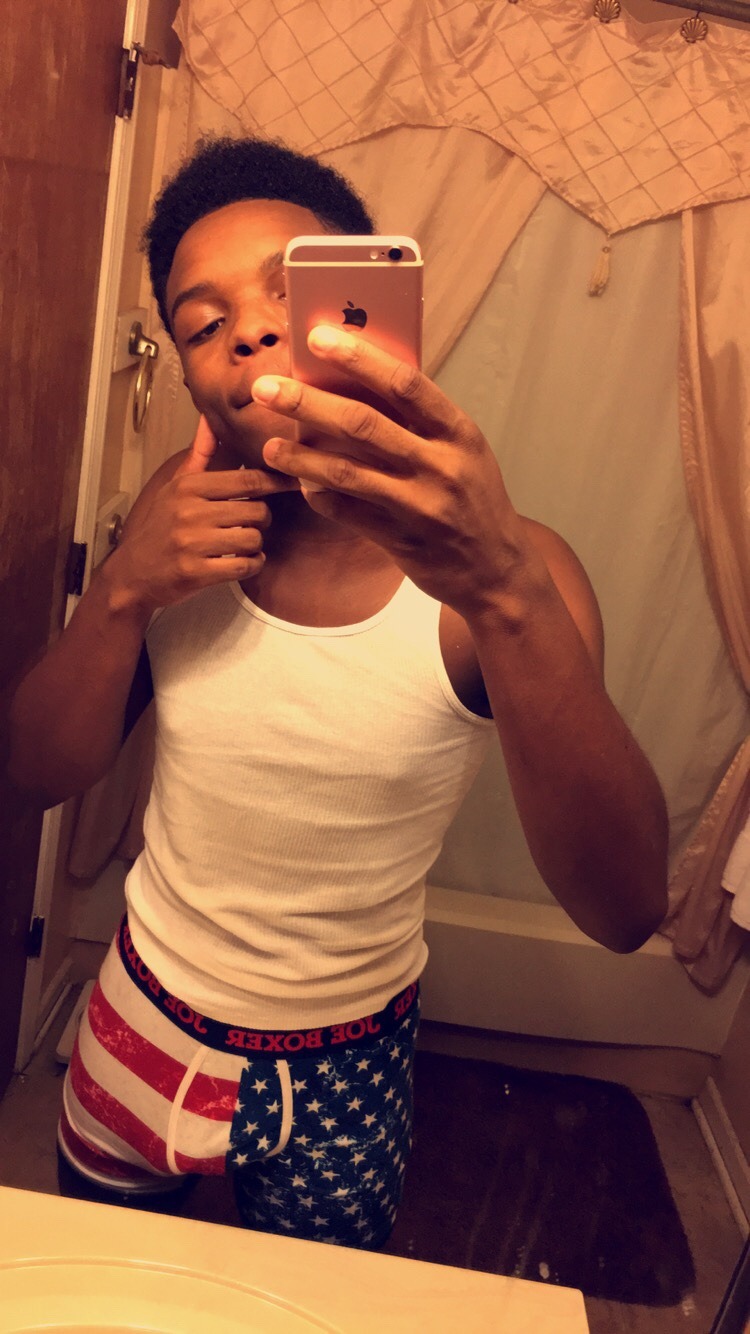 sinnnnnce98:  Im back 😈