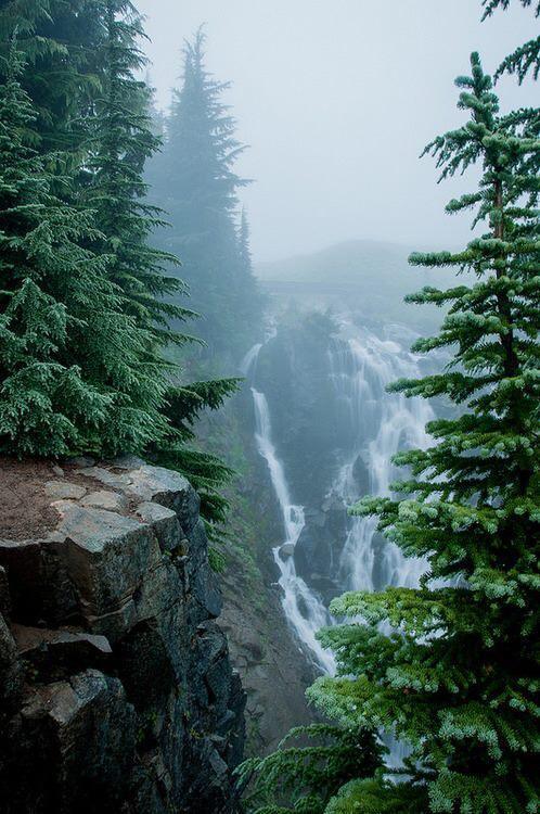 sympathy-baby:  ✌ on We Heart It.