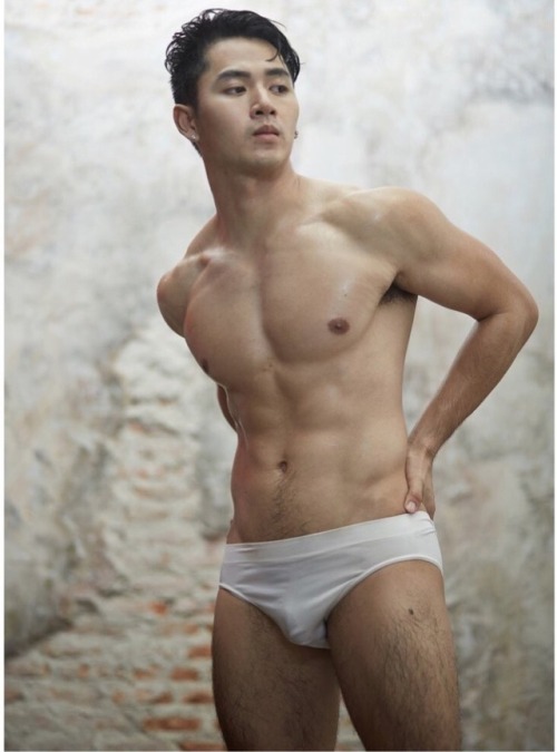 spyman3399:  thairocky:  Thai Model : อิคคิว Natthawat  หล่อ ชัดเจน