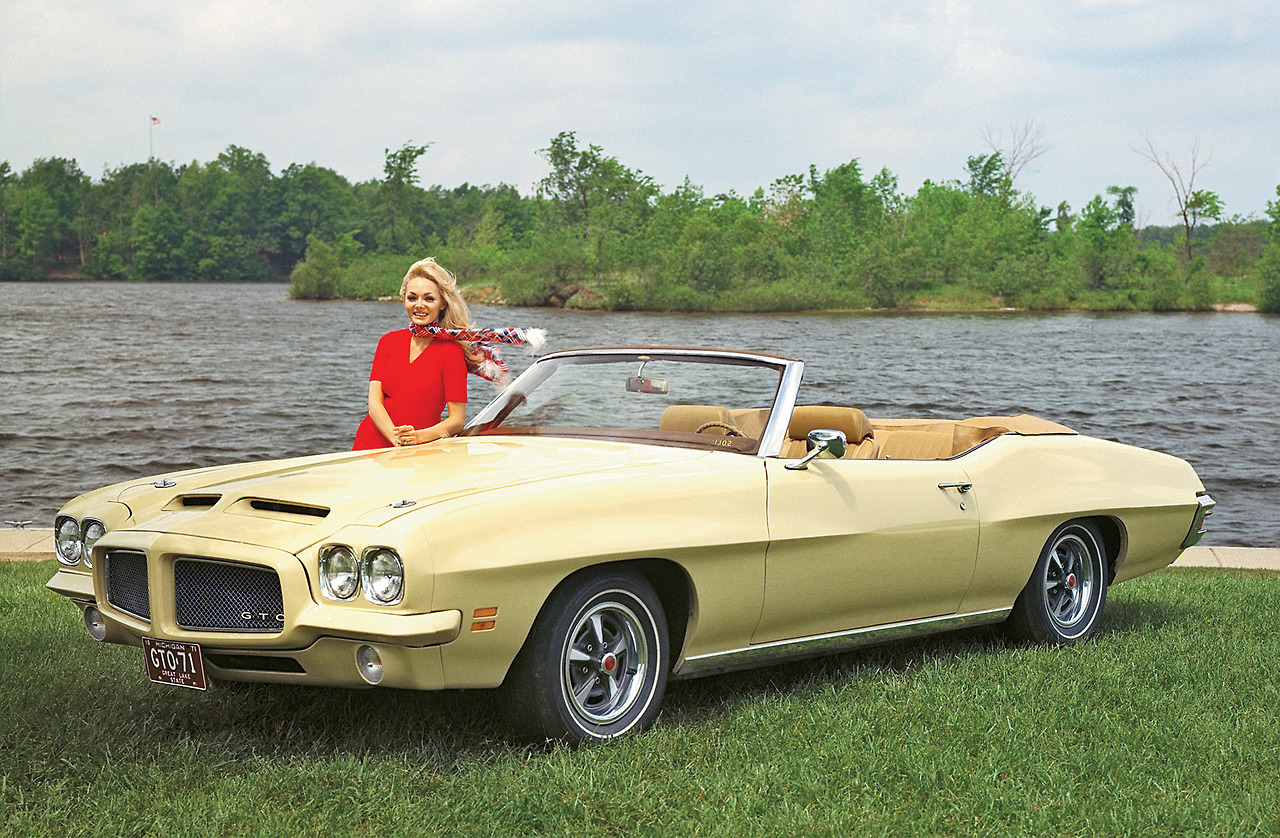 musclecardefinition:  1971 Pontiac GTO  