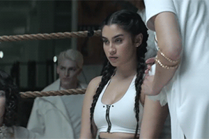 fifthsource:lauren in strangers [x]