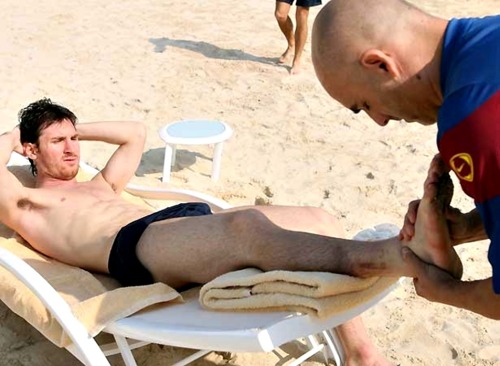 fromhead2toes:  FIFA world Cup Hottie 5