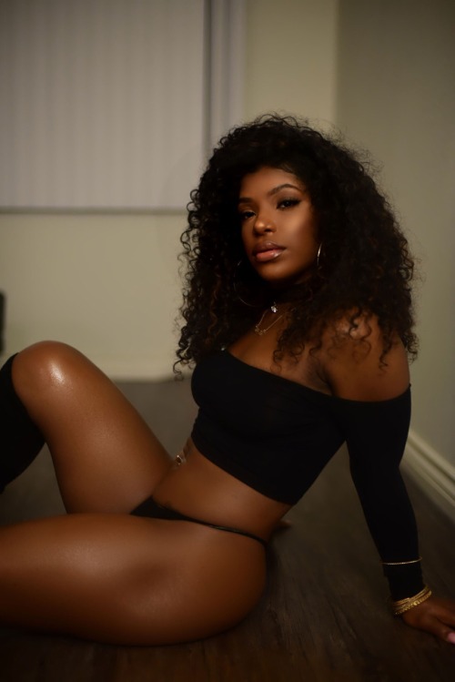adjustdafacts:  Ain’t nothing like a New York. Malani Cash