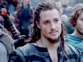 northbndtrain:Uhtred clocking Erik’s reactions during the negotations for Æthelflæd’s release.