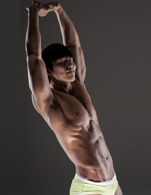 auberonbc:  For more Gorgeous Asian Men visit:http://auberonbc.tumblr.com/archive