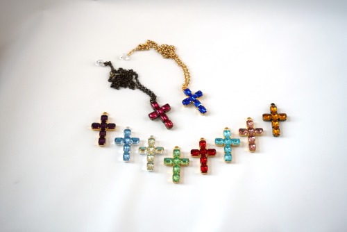 I’m very excited to show you my new reproduction Regency paste glass cross pendants!  These were com