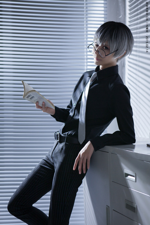 ringo23:  Tokyo Ghoul:re   Sasaki Haise Cosplay by  ichinosehikaru (一之濑光)