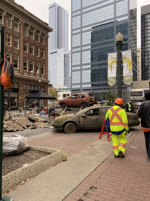 hbothelastofus:Downtown Edmonton is getting ready for filming, which is starting next week. TheNhehi