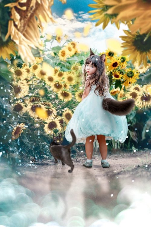 Cute fairytale-like children portraits by @nriko770. The digital work is heavy but I really like the