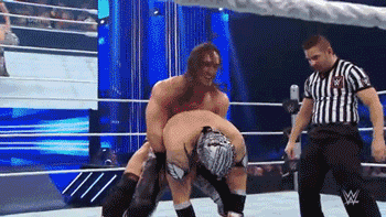 pigeoness:  Kalisto vs. Neville for the United porn pictures