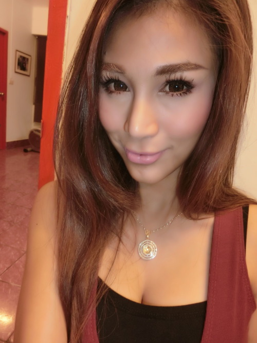 sexyniggella:  Hi my loves.  @asiangirlswanted www.niggella.com 