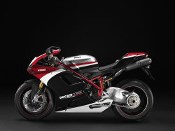 Itsbrucemclaren:    Ducati 1198S Corse Se Special Edition   