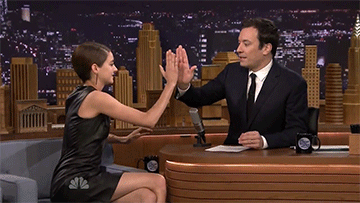 faultinourfantasies:  Hand hug 