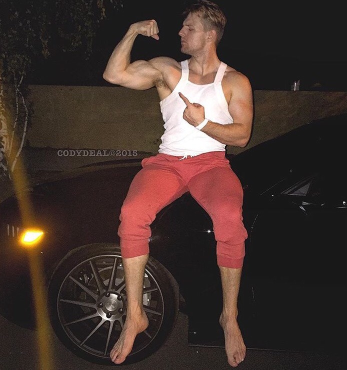 jboys20:  Where are his nudes or videos? Someone link me to them. Thanks 😘  Follow