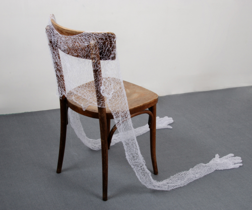 ortut:  Sohee Cho (조소희) - Chair, 2009[Wood chair, thread]