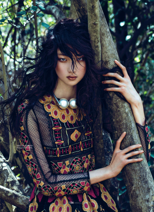 bernardisgross:Yue Ning | ELLE Vietnam August 2014 by Jumbo Tsui