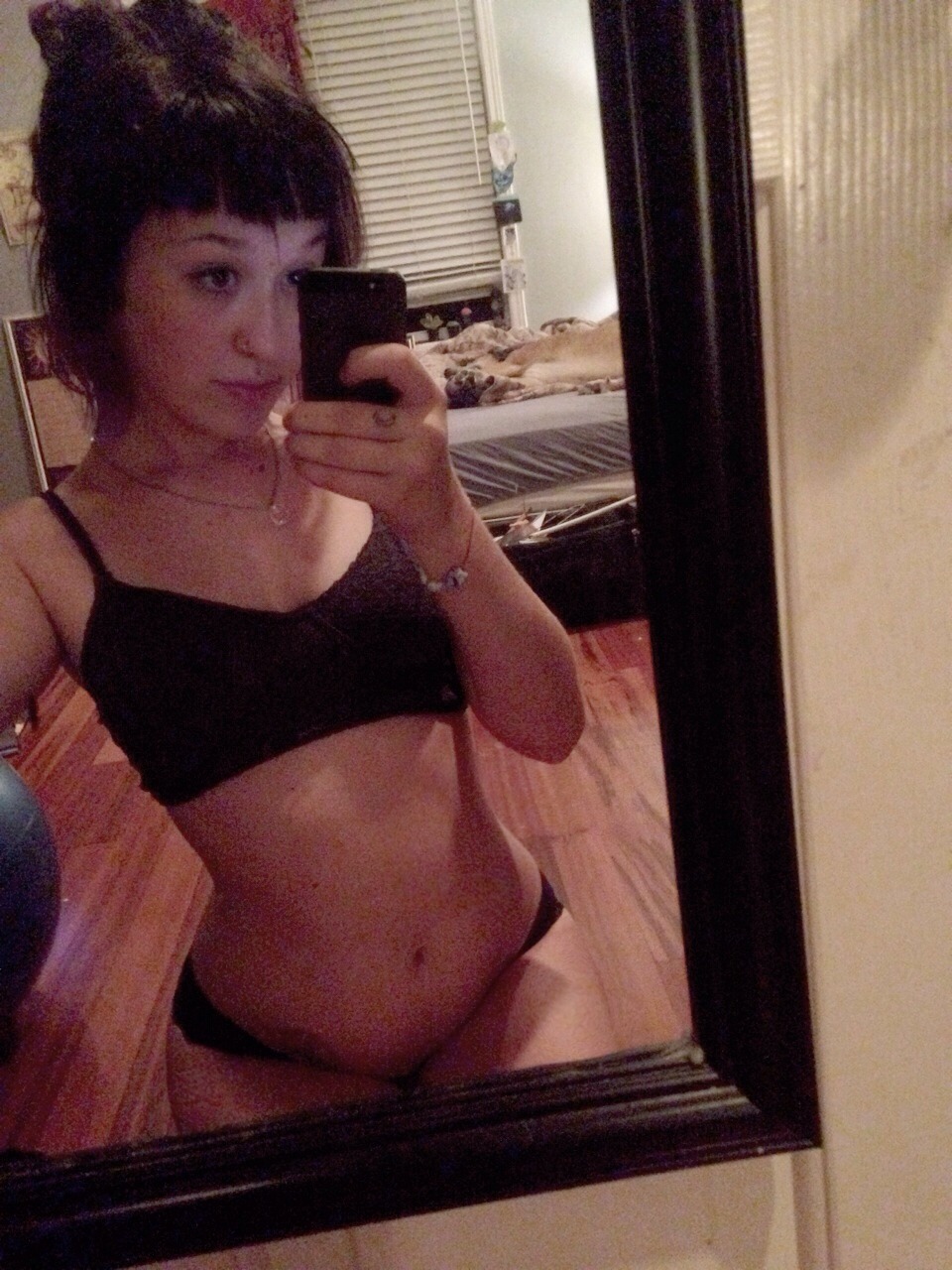 alternative-grunge-girls:  sleepysmoking:  listening to slowdive thinkin about sex