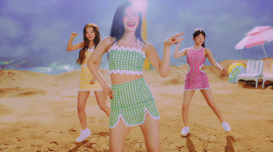 jwoys: joy :: ‘umpah umpah’ mv