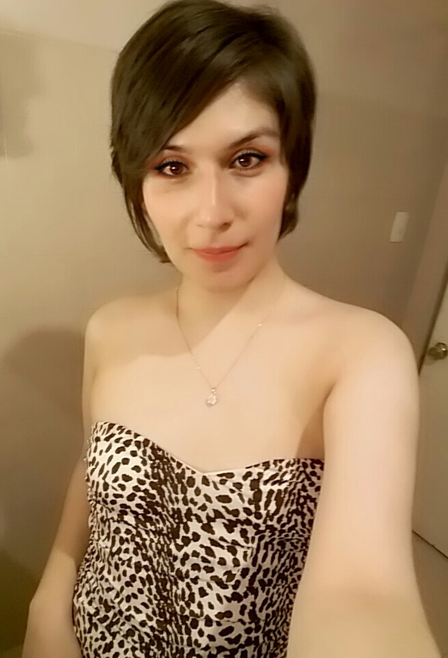 bashfull007:  beautifulellafae:  More photos of the sweet Ella  Babe 