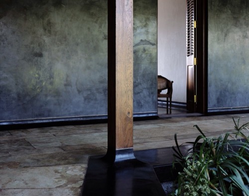 roomonfiredesign:  Studio Mumbai 