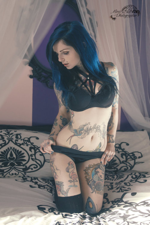 hellothierrybretonfan:  tattedbeautues:  Riae Suicide   t b