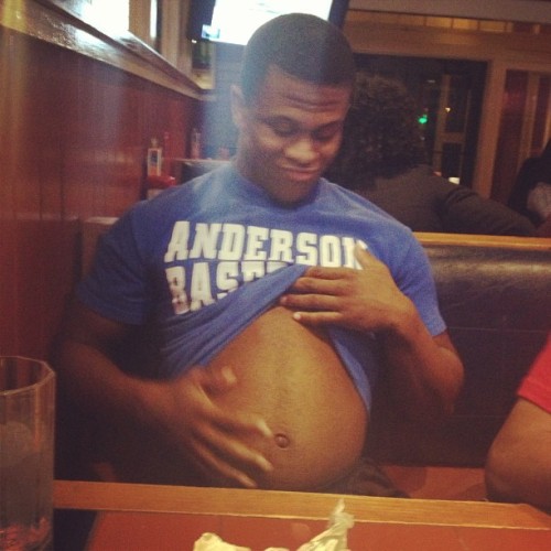 He&rsquo;s having a baby.. #foodbaby #chilis #deryl #mancrushmonday