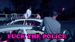 https://69.media.tumblr.com/7483046b3c3da456ad5d2aa08ee2ef16/tumblr_ml49kpeAVT1s08w3so1_400.gif