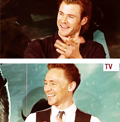 tomhiddlestonthegodof:haveahiddles:cvlwr:Chris Hemsworth: Nah…well, uh…that’s a tough question.Tom H