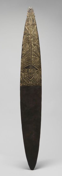 Bullroarer (Upura or Imunu Viki), late 19th–early 20th century. Papua New Guinea, Papuan Gulf, Purar