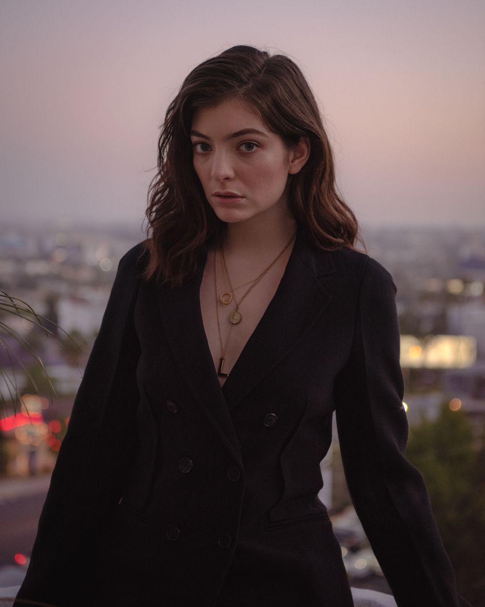 zonoscope:  Lorde photographed by Mark Mahaney 