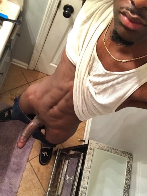 cloudzz89:  A lil somethin 🤤