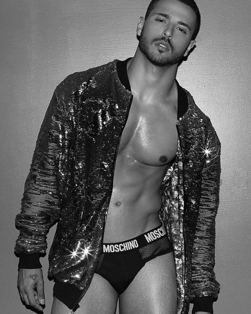gaymadridboy:  Giuseppe Giofrè