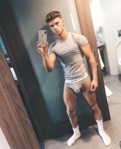 iheartnakedguys.tumblr.com post 179835999128