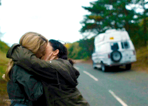Two Years Ago Jodie Comer And Sandra Oh Gave Us The Best Onscreen Kiss Of All Time. - April 10, 2022.