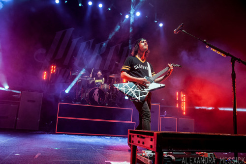 alexshootsshows:  Pierce the Veil - The World Tour pt 2 25_ on Flickr. from last night!