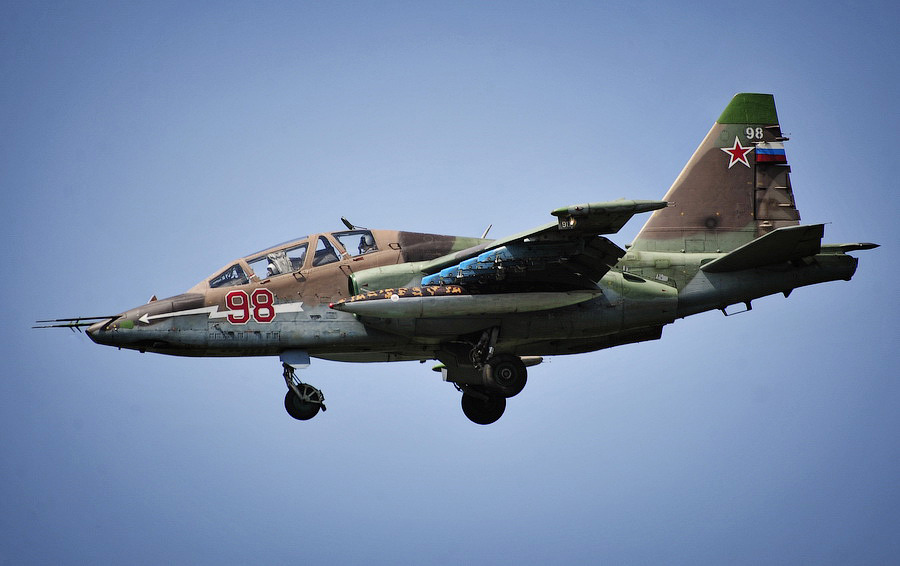 rocketumbl:  Su-25 