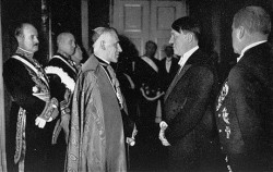  Hittler visit papa pio XII Italy 1942 