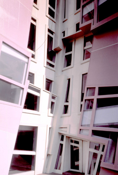 studiobaja:studiobaja:Peter Eisenman, Nunotani Building, 1991Tokyo, Japaninstagram.com/studio