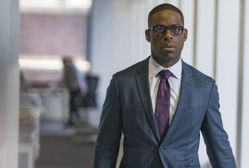 pine-fresh-kirk:  Beautiful, bespectacled black men. This is a thing, right?  