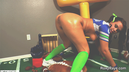 bigfistedcunts:  softpornmustdie:Roxy’s Post Superbowl Redemption http://ift.tt/1BkGPRI