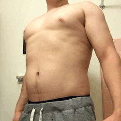 flyflyfatty:  Instant belly! Just add water….I hate making captions