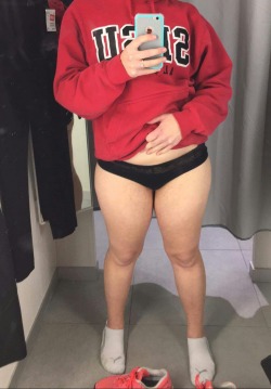 Submit your own changing room pictures now! Sharing is caring