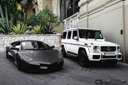 motivationsforlife:  Reventon meets G63 AMG by Chris