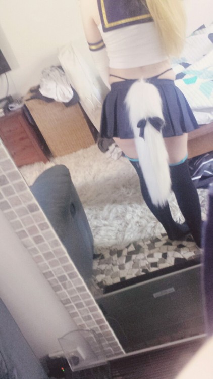 kiitywhore:  Finally finished the making of my neko shimakaze cosplay  With the help of @kittensplay