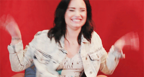 fly. demi fly.