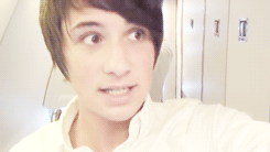 lxguori:  aeroplane adventure [x] requested by millie 