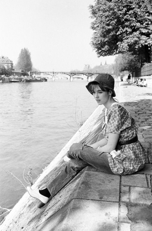 “Isabelle Adjani, 1974. (Photo by Michel GINFRAY/Gamma-Rapho via Getty Images)”