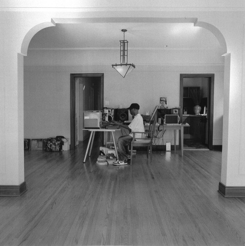 killestt:Jdilla in his home in Hollywood, CACouldn’t find these images in high quality so i ha