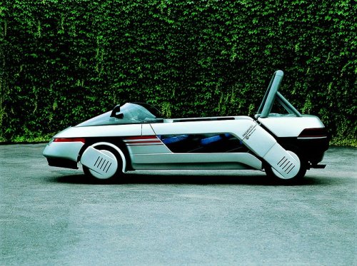 cashcarscourage: conceptcarporn: ‘86 Italdesign Machimoto - an incredible nine-seater / 9 &uum