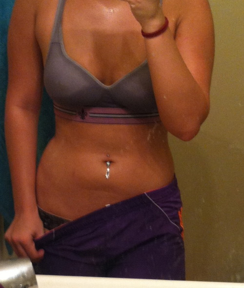 omgcookiencream:  Just felt like sharing some photos I took after I got back from my run today. Sweat is sexy, right?